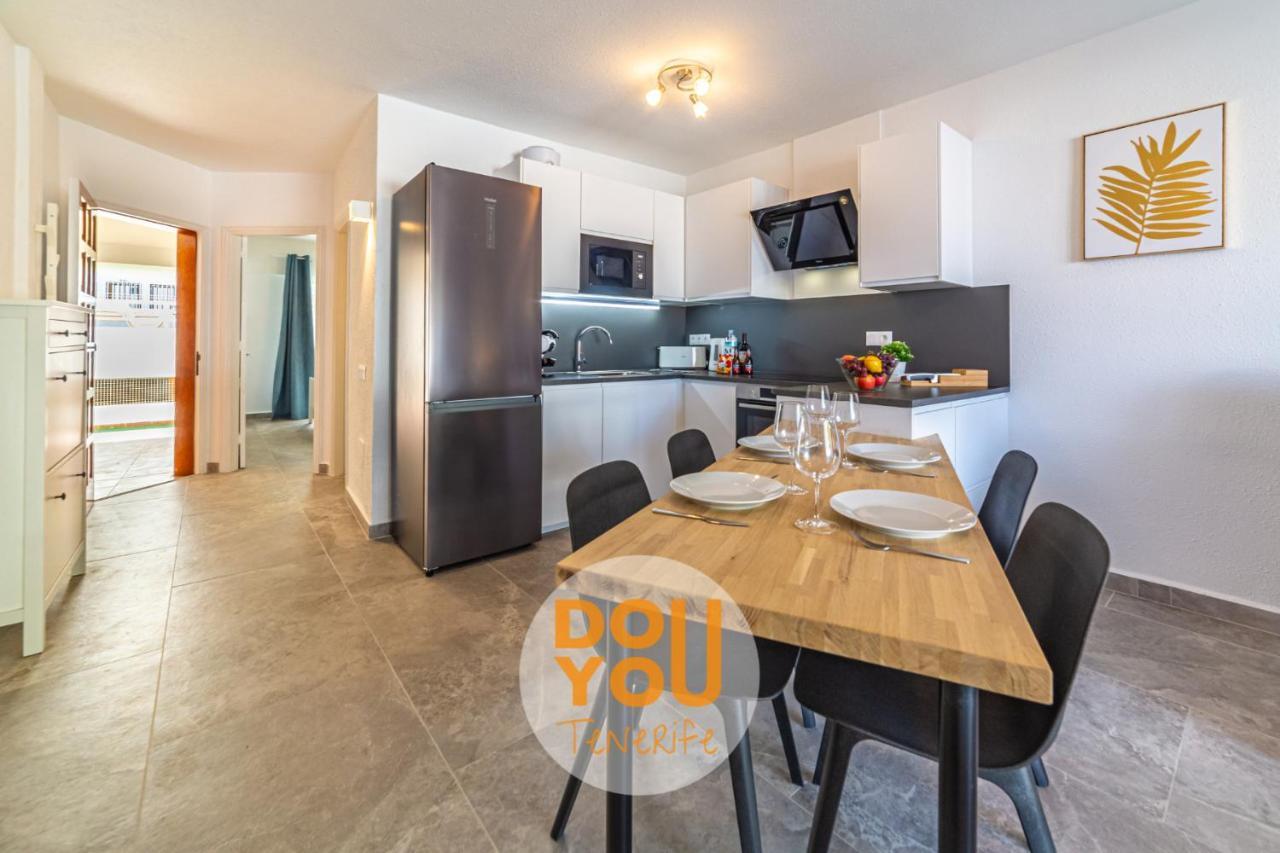 Holiday Apartments Oasis Los Cristianos  Extérieur photo